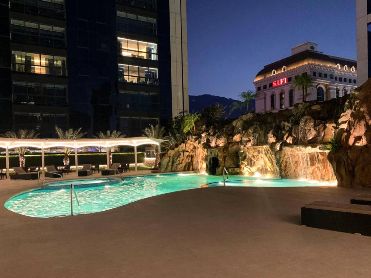 فندق Safi Royal Luxury Metropolitan San Pedro Garza Garcia المظهر الخارجي الصورة The pool at the Fontainebleau