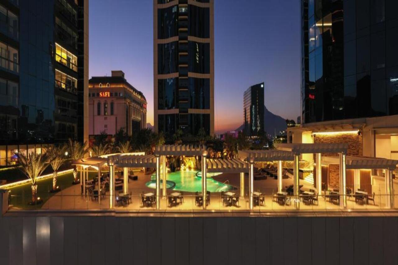 فندق Safi Royal Luxury Metropolitan San Pedro Garza Garcia المظهر الخارجي الصورة The pool at the Ritz-Carlton, Mexico City
